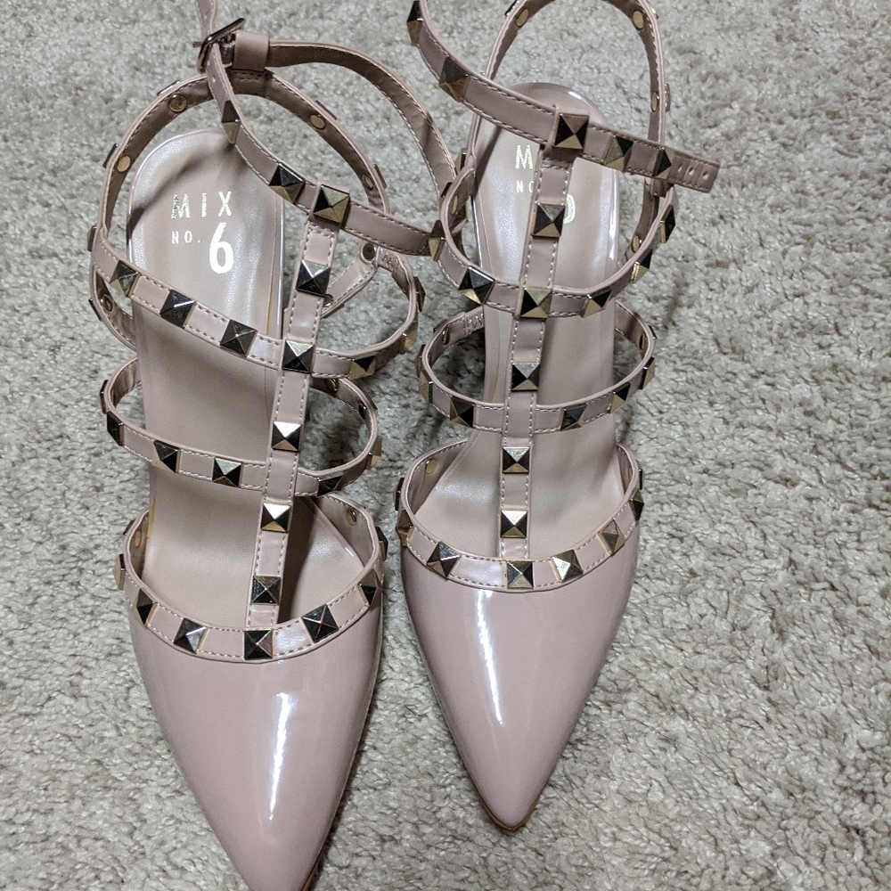 Mix #6 rock stud shoe